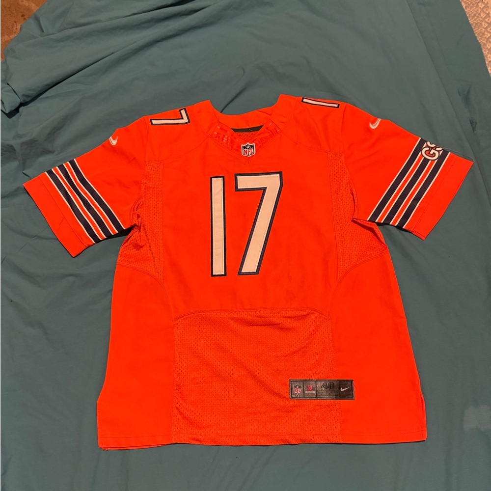 NFL Chicago Bears football jersey super nice size 40 great colors and look